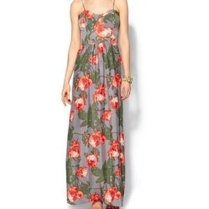 NWOT PIPERLIME FLORAL MAXI SIZE MEDIUM